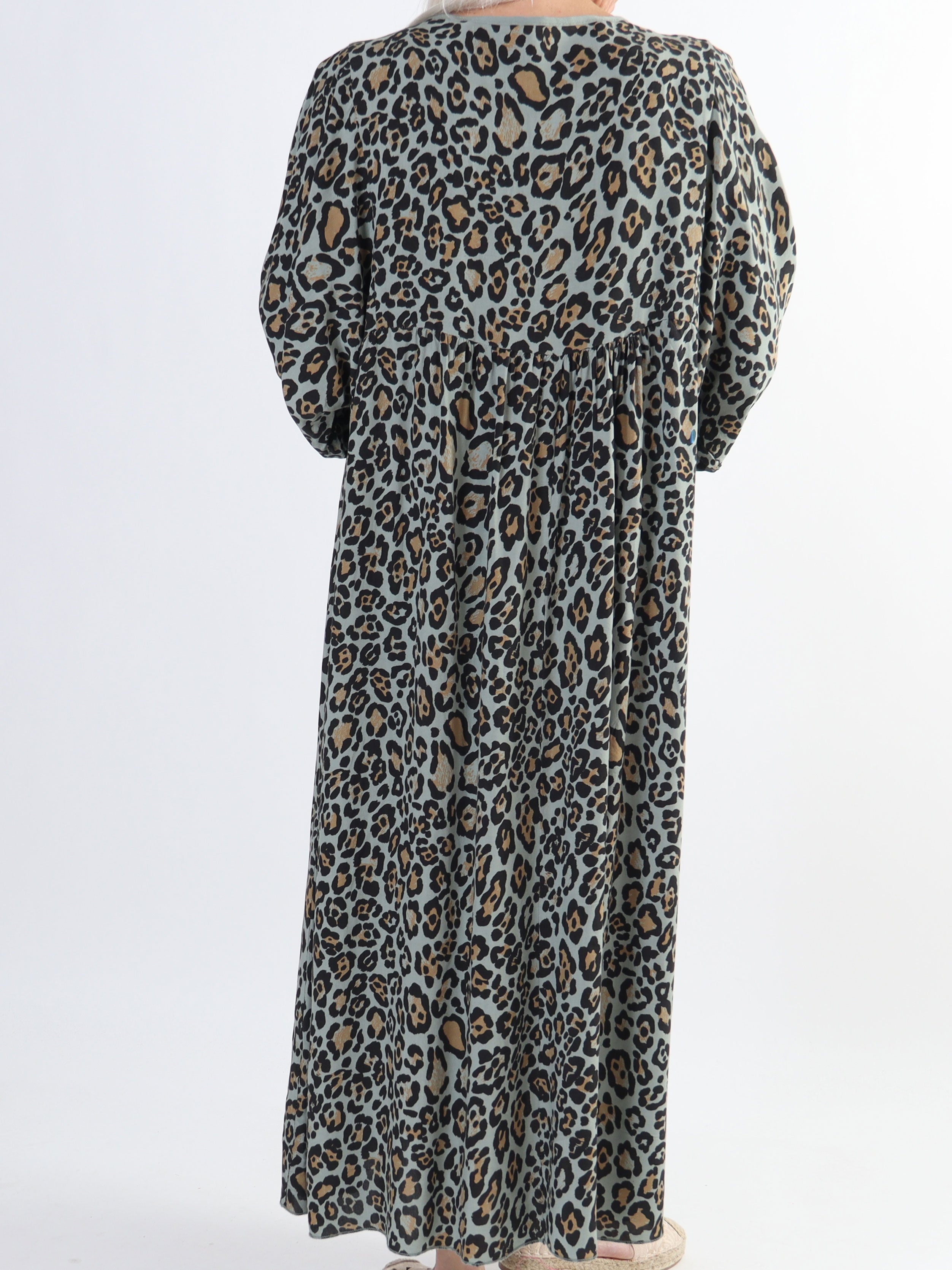 Rebecca - Lang plus size tunikakjole i leopardprint